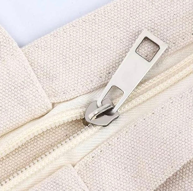 NO CRYING ON THE YACHT